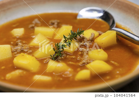 potato soup with ground beef meat 104041564