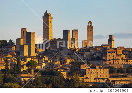 San Gimignano, UNESCO site, Tuscany, Italy 104041901