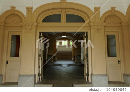 京都府庁旧本館 室内 廊下 階段 京都府庁旧本館 室内 廊下 階段 104050045