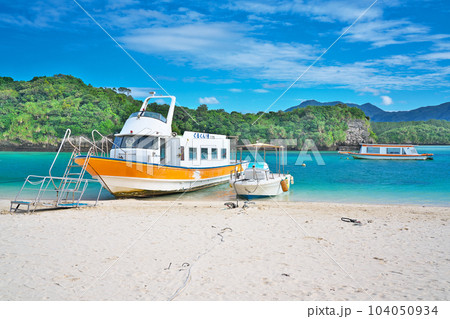 【石垣島 川平湾】 沖縄県石垣市川平 川平公園 【石垣島 川平湾】 沖縄県石垣市川平 川平公園 104050934