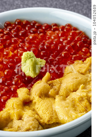 ウニとイクラの海鮮丼 ウニとイクラの海鮮丼 104052689