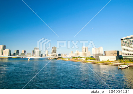 豊洲大橋から観たららぽーと豊洲高層マンションの風景 豊洲大橋から観たららぽーと豊洲高層マンションの風景 104054134