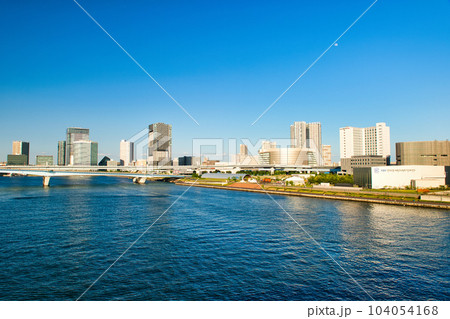 豊洲大橋から観たららぽーと豊洲高層マンションの風景 豊洲大橋から観たららぽーと豊洲高層マンションの風景 104054168