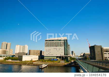 豊洲大橋から観たららぽーと豊洲高層マンションの風景 豊洲大橋から観たららぽーと豊洲高層マンションの風景 104054170