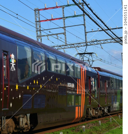 近鉄　団体電車　楽 104055141