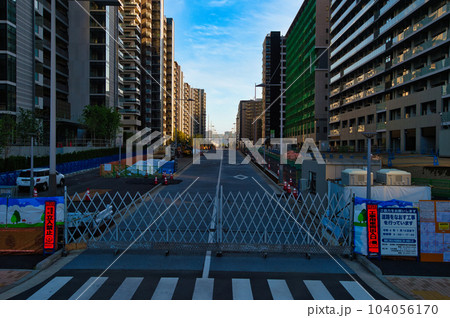 東京 工事中の晴海フラッグの風景 104056170