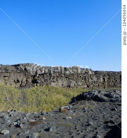 アイスランド　Bridge Between Continents　夏 104056934
