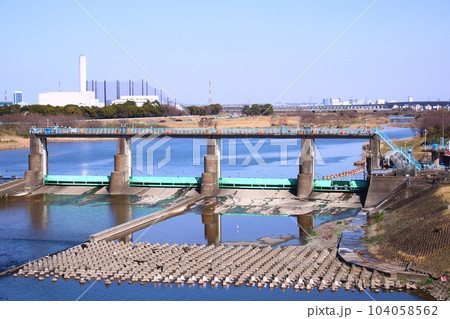 目久尻川の堰 104058562