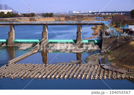 目久尻川の堰 104058567