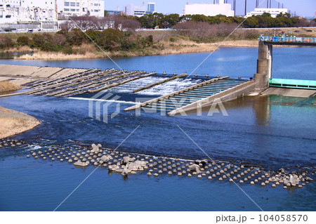 目久尻川の堰 104058570