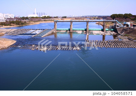 目久尻川の堰 104058571