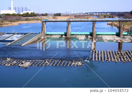 目久尻川の堰 104058572