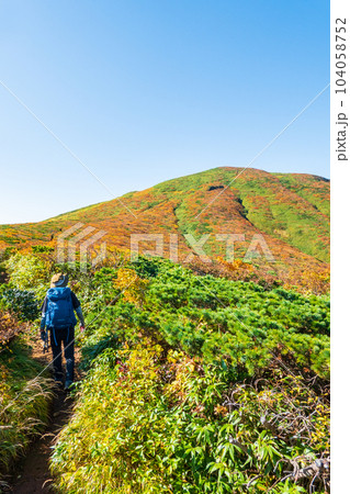 秋の栗駒山登山（産沼コース） 104058752