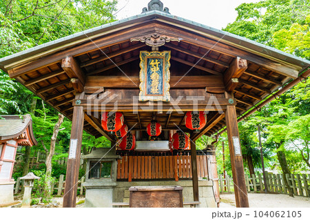 京都市左京区の竹中稲荷神社　中殿 104062105