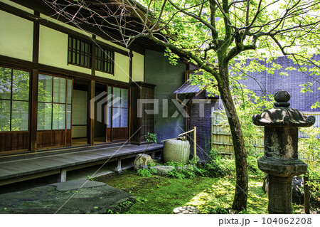東京都　旧岩崎邸庭園　和館の室内　国の重要文化財 104062208