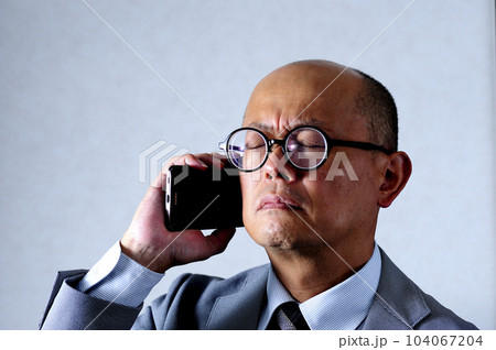寂しい中年男性 寂しい中年男性 104067204