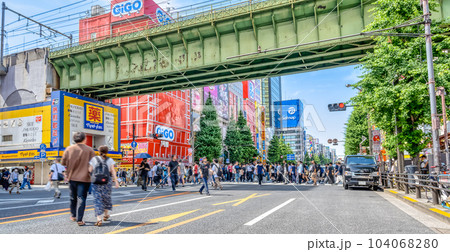 東京都千代田区の都市風景　秋葉原駅 104068280
