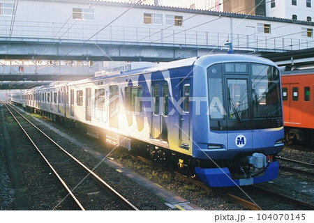八王子に到着した横浜高速鉄道みなとみらい線のY500系 104070145