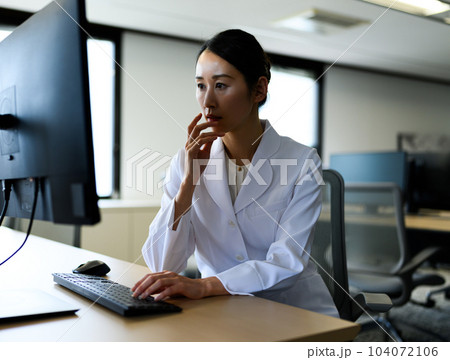 Image photo Image photo 104072106