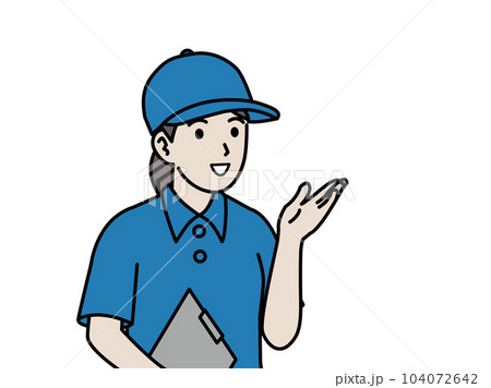 引っ越し業者、リサイクル業者の女性 案内 引っ越し業者、リサイクル業者の女性 案内 104072642