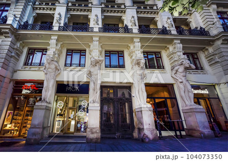 On Freedom Square, a house whose third floor balcony is supported by four Atlantes, On Freedom Square, a house whose third floor balcony is supported by four Atlantes, 104073350