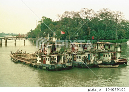 中国　1989年広州　珠江の船　フィルムスキャン 104079192