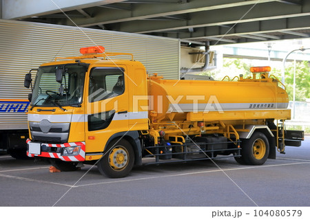 道路維持作業車　イメージ 104080579