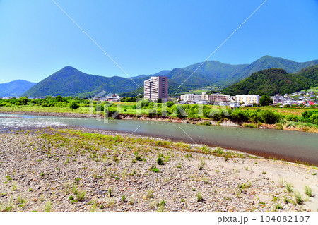 万葉橋／千曲川より上山田病院方面を望む(長野県千曲市)【2023.6】 104082107