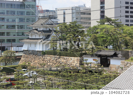 高松城跡と高松市街（艮櫓、大手門、四国電力）など 104082728