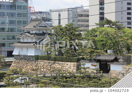 高松城跡と高松市街（艮櫓、大手門、四国電力）など 104082729