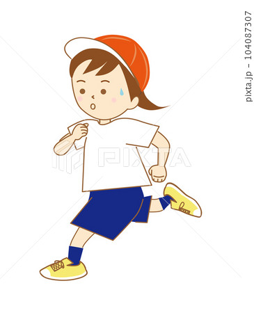 赤白帽子をかぶり、体操服姿で元気に走る女の子 104087307
