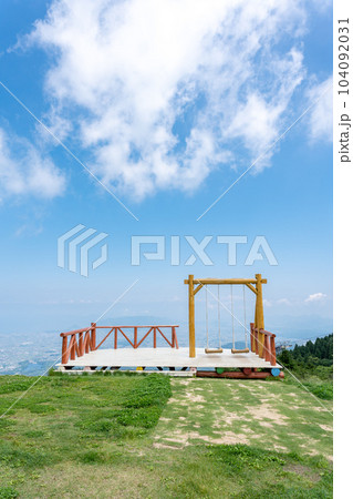 香川県観音寺市にある雲辺寺山頂公園の大人気観光地 104092031