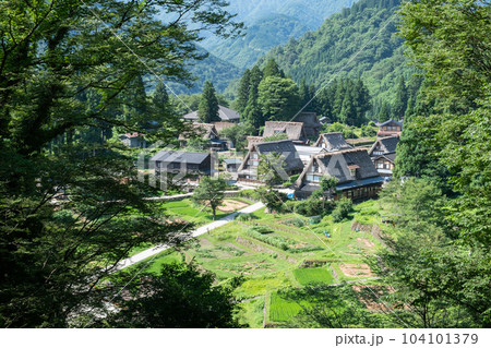 五箇山・相倉合掌造り集落(夏) 五箇山・相倉合掌造り集落(夏) 104101379