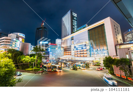 横浜駅西口 全景夜景 横浜駅西口 全景夜景 104111181