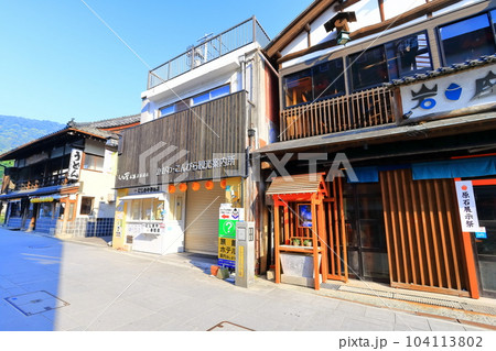 【香川県】早朝の金刀比羅宮(表参道) 【香川県】早朝の金刀比羅宮(表参道) 104113802