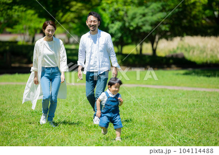 新緑のファミリー 新緑のファミリー 104114488