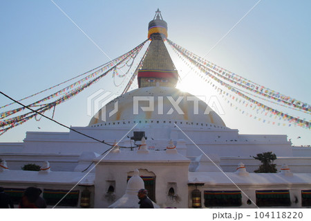 世界文化遺産カトマンズの渓谷 ネパール最大のチベット仏教の巨大仏塔(ストゥーパ)があるボダナート 世界文化遺産カトマンズの渓谷 ネパール最大のチベット仏教の巨大仏塔(ストゥーパ)があるボダナート 104118220