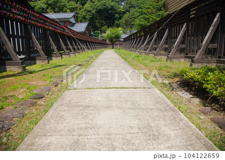 梅雨の晴れ間の大野城下 梅雨の晴れ間の大野城下 104122659
