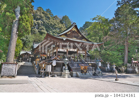 【日牟禮八幡宮】 滋賀県近江八幡市宮内町 104124161