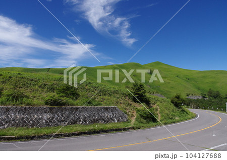 ビーナスラインの三峰山 104127688