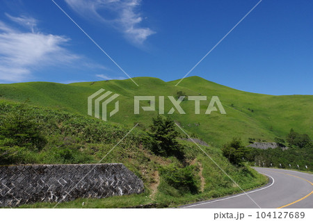 ビーナスラインの三峰山 104127689