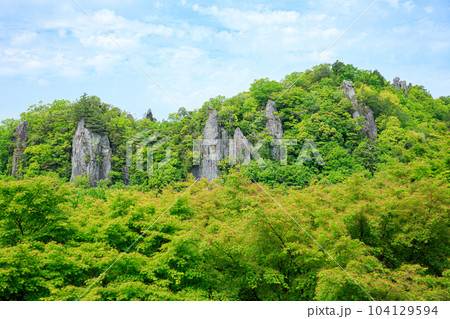 新緑の立羽田の景 大分県玖珠郡 新緑の立羽田の景 大分県玖珠郡 104129594