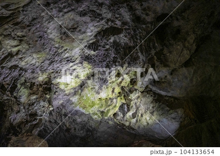 秋芳洞　天井（正面入口付近） 104133654