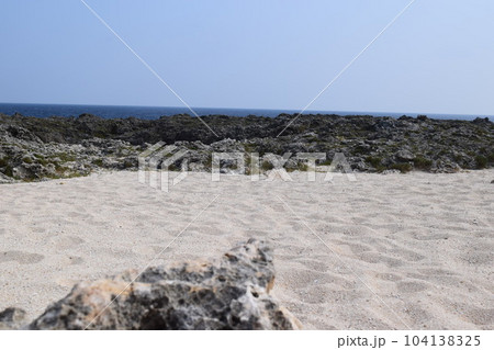 沖縄の石垣島で離島巡り 沖縄の石垣島で離島巡り 104138325