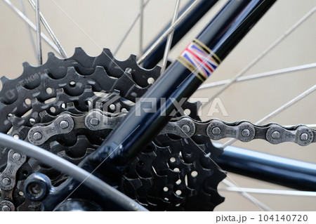 自転車のスプロケット 104140720