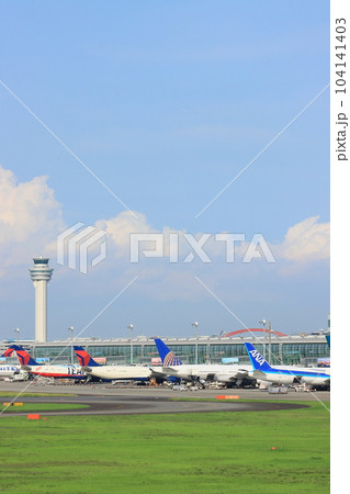 外国機が並ぶ羽田空港 国際線ターミナル 第3ターミナル 外国機が並ぶ羽田空港 国際線ターミナル 第3ターミナル 104141403