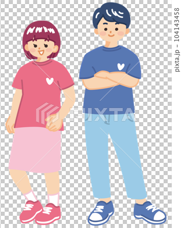 お揃いの服を着て寄り添う若いカップル　ペアルック 104143458