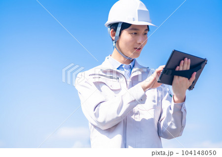 ソリューションにより業務改善したエンジニア 104148050