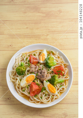 夏の味覚 冷やしうどん 夏の味覚 冷やしうどん 104148228