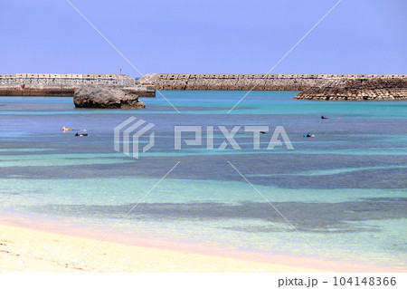 新城島(パナリ島)のシュノーケリング(北の浜 新城島マイビシ海域公園地区) 新城島(パナリ島)のシュノーケリング(北の浜 新城島マイビシ海域公園地区) 104148366